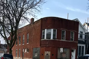 2201 W Huron St, Chicago, IL 60612 - Photo 1