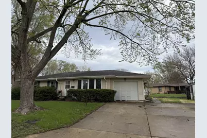 2135 13th Street, Peru, IL 61354 - Photo 1