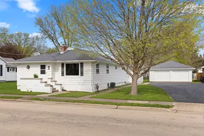 218 N Eddy Street, Sandwich, IL 60548 - Photo 1