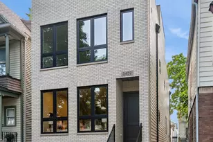 3452 N Bell Ave, Chicago, IL 60618 - Photo 1