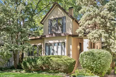1830 W Morse Avenue, Chicago, IL 60626 - Photo 1
