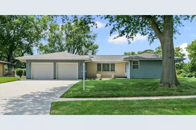 707 W Dodson Drive W, Urbana, IL 61802 - Photo 1