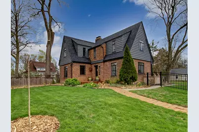 517 S Washington Street, Wheaton, IL 60187 - Photo 1