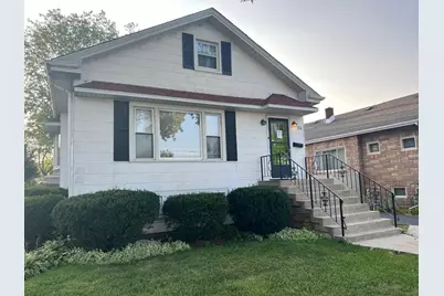 86 N Laverne Avenue, Hillside, IL 60162 - Photo 1