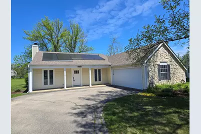 5116 Beechwood Avenue, Gurnee, IL 60031 - Photo 1