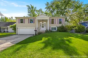 212 S River Rd, Naperville, IL 60540 - Photo 1