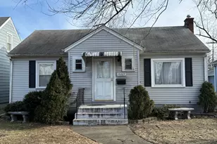 18269 Burnham Ave, Lansing, IL 60438 - Photo 1