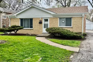 3119 W 172nd St, Hazel Crest, IL 60429 - Photo 1