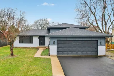 530 Thompson Avenue, Winthrop Harbor, IL 60096 - Photo 1
