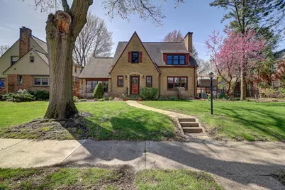 403 W 13th Street, Sterling, IL 61081 - Photo 1