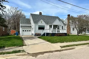 2 Park Rd, Oglesby, IL 61348 - Photo 1