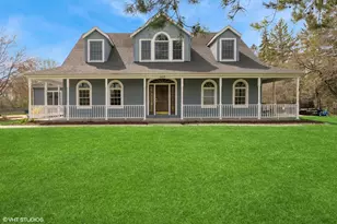 3419 13th St, Winthrop Harbor, IL 60096 - Photo 1