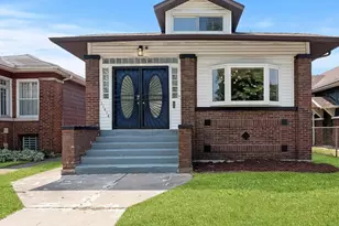 11414 S Wallace St, Chicago, IL 60628 - Photo 1