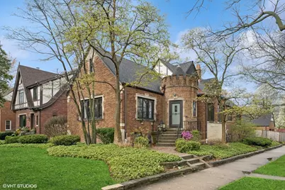 947 N Marion Street, Oak Park, IL 60302 - Photo 1