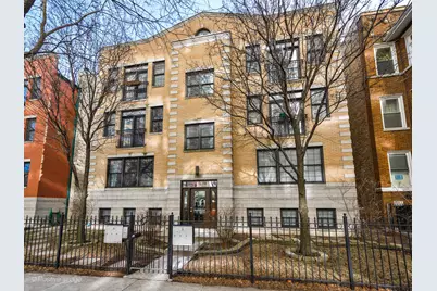 925 W Lakeside Place #2E, Chicago, IL 60640 - Photo 1