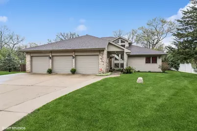 665 Woodland Road, Palatine, IL 60074 - Photo 1