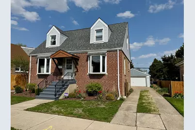 3245 N Oleander Avenue, Chicago, IL 60634 - Photo 1