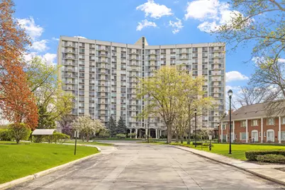 40 N Tower Road #15K, Oak Brook, IL 60523 - Photo 1