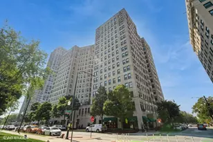 2000 N Lincoln Park West Ave, Chicago, IL 60614 - Photo 1