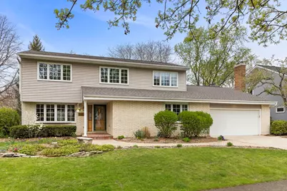 1932 Buckingham Drive, Wheaton, IL 60189 - Photo 1