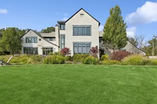 300 E Blodgett Ave, Lake Bluff, IL 60044 - Photo 1