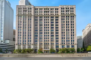 680 N Lake Shore Dr, Chicago, IL 60611 - Photo 1