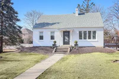 1302 S Luther Avenue, Lombard, IL 60148 - Photo 1
