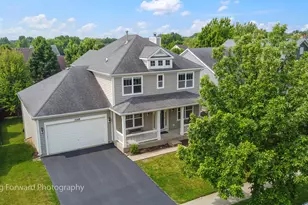 3149 Primrose St, Elgin, IL 60124 - Photo 1