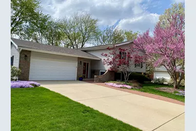 1994 Brentwood Lane, Wheaton, IL 60189 - Photo 1