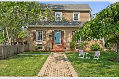 542 S Michigan Avenue, Villa Park, IL 60181 - Photo 1