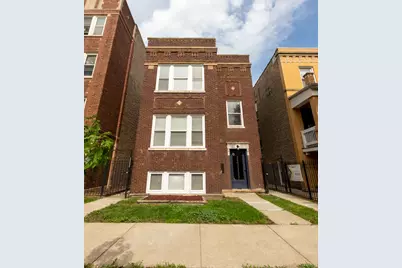 2850 W Barry Avenue #1R, Chicago, IL 60618 - Photo 1