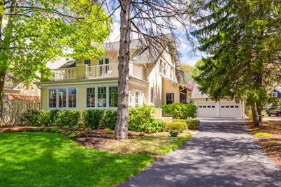 115 Washington Circle, Lake Forest, IL 60045 - Photo 1