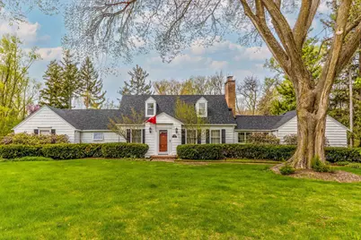 470 Inverway Road, Inverness, IL 60067 - Photo 1