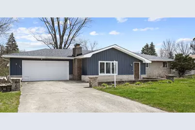 916 Barber Lane, Joliet, IL 60435 - Photo 1