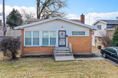 8576 S Woodlawn Avenue, Chicago, IL 60619 - Photo 1