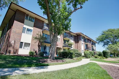 5S066 Pebblewood Lane #A10, Naperville, IL 60563 - Photo 1