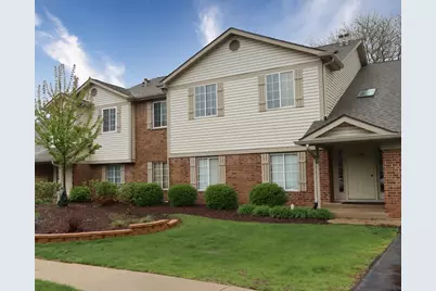 1520 Commodore Lane #6, Schaumburg, IL 60193 - Photo 1