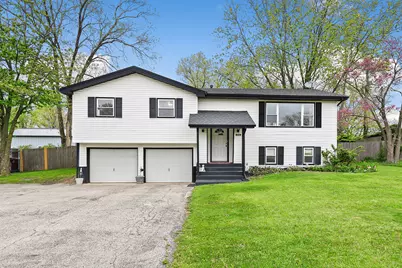 829 E Joliet Highway, New Lenox, IL 60451 - Photo 1