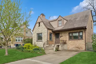 9317 S Spaulding Avenue, Evergreen Park, IL 60805 - Photo 1