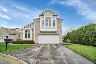133 Manchester Court, Buffalo Grove, IL 60089 - Photo 1
