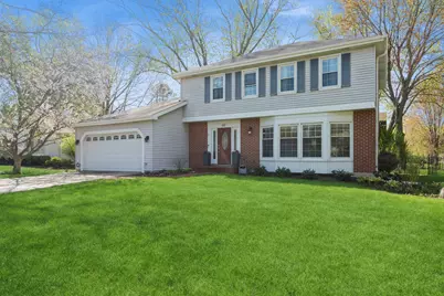 611 Fairlawn Avenue, Libertyville, IL 60048 - Photo 1