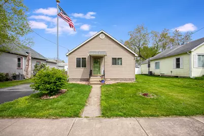 314 N Cedar Street, Gardner, IL 60424 - Photo 1