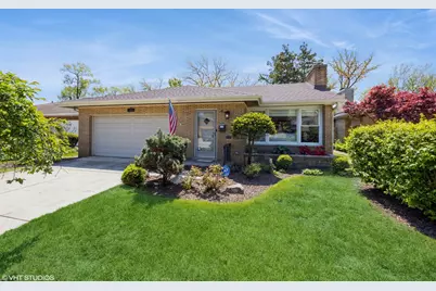 22 Scotdale Road, La Grange Park, IL 60526 - Photo 1