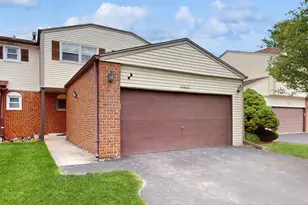 6814 Winston Dr, Tinley Park, IL 60477 - Photo 1