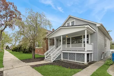 3047 N Newland Avenue, Chicago, IL 60634 - Photo 1