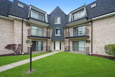 7000 Mather Avenue #301, Chicago Ridge, IL 60415 - Photo 1