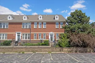 8207 Lincoln Ave, Skokie, IL 60077 - Photo 1