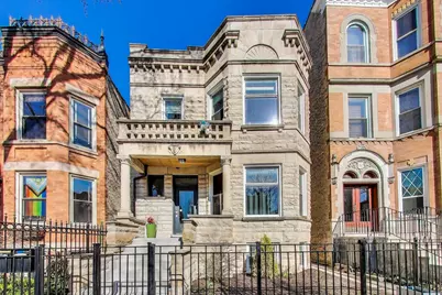2521 N Spaulding Avenue, Chicago, IL 60647 - Photo 1
