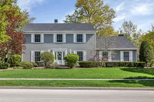 1081 Barneswood Dr, Downers Grove, IL 60515 - Photo 1