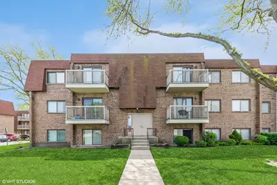 701 W Central Road #A3, Mount Prospect, IL 60056 - Photo 1